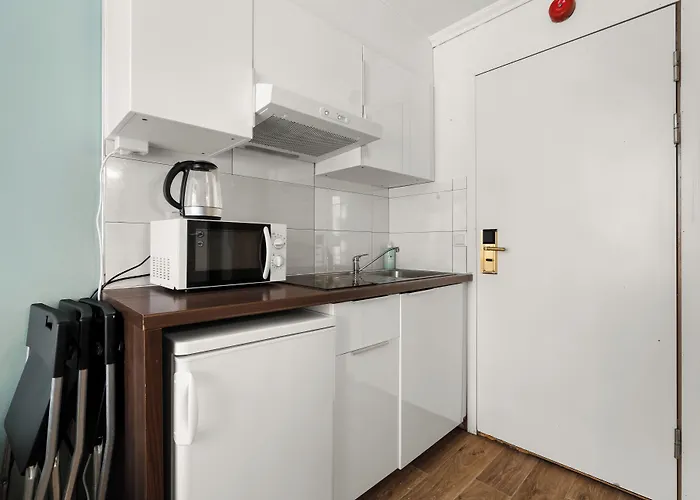 Budgetel- Kong Oscarsgate 44 *